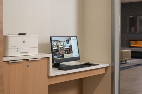 King Room Near Walmart Supercenter DAL 10 Luxury Bookings