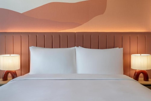 Family Suite With Plaza View Near CivicSquare Park 1 Luxury Bookings