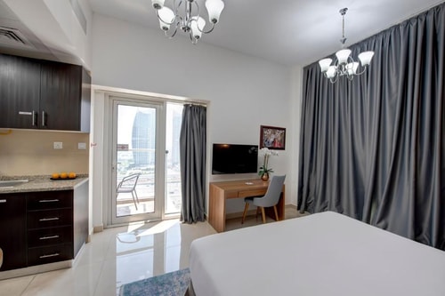 Deluxe Studio Apartment Next to Marina Mall 1 Luxury Bookings