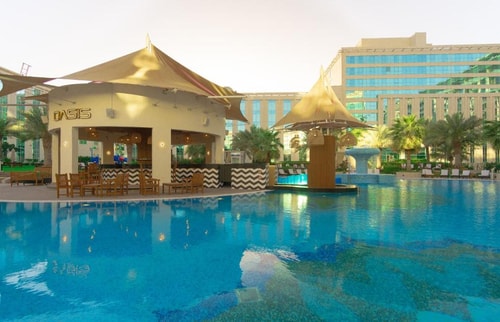 Deluxe Room Near Dubai Airport by Luxury Bookings 6 Luxury Bookings
