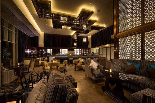 Deluxe Room Near Dubai Airport by Luxury Bookings 12 Luxury Bookings