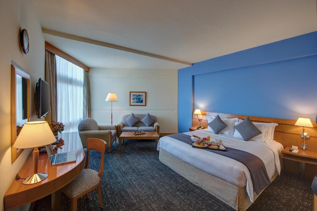 Premium King Room Near Port Saeed Park Dubai Luxury Bookings