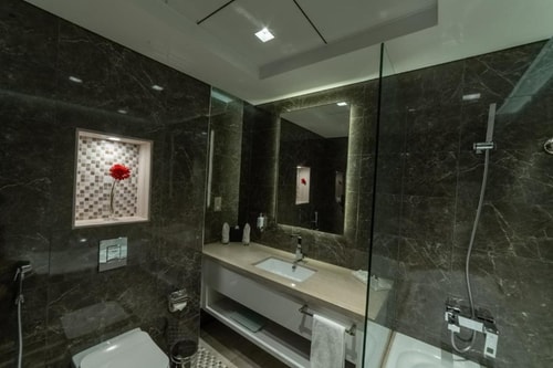 Studio Apartment Near Al Maya Supermarket 15 Luxury Bookings