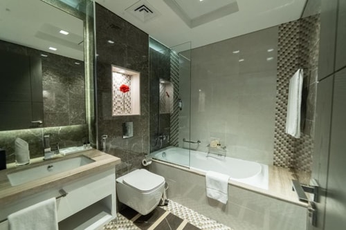 One Bedroom Apartment Near Al Maya Supermarket 15 Luxury Bookings