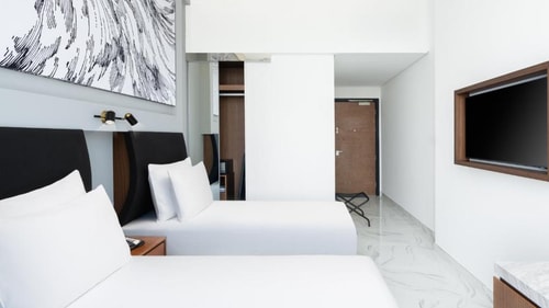 Standard King Or Twin Room Near Regina Tower JVC 1 Luxury Bookings