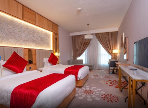 Deluxe King Or Twin Room Near Abu Hail Park Dubai 3 Luxury Bookings