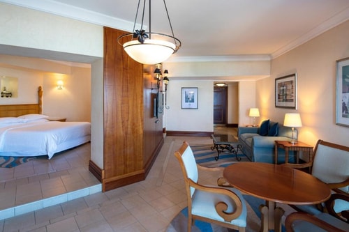 Junior Suite Room Near Ramada JBR Dubai 2 Luxury Bookings