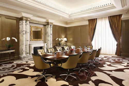 Luxury Deluxe Room On Sheikh Zayed Road Ab 1 Luxury Bookings