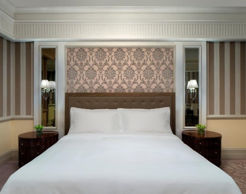 Luxury Deluxe Room On Sheikh Zayed Road Ab 15 Luxury Bookings
