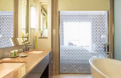 Luxury Deluxe Room On Sheikh Zayed Road 4 Luxury Bookings