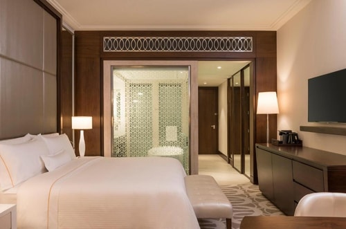 Luxury Deluxe Room On Sheikh Zayed Road 1 Luxury Bookings