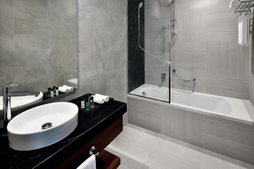 One Bedroom Apartment In Downtown Near Dubai Mall 9 Luxury Bookings