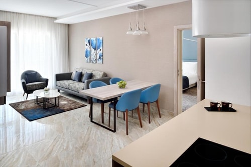 3 Bedroom Apartment In Downtown Near Dubai Mall 13 Luxury Bookings