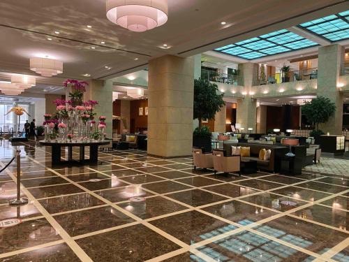 Luxury One Bedroom Suite In Dubai Marina 7 Luxury Bookings