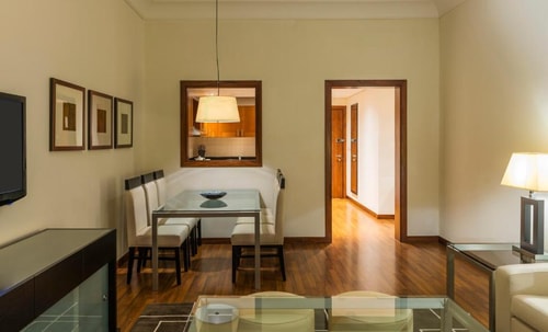 Luxury One Bedroom Suite In Dubai Marina 3 Luxury Bookings