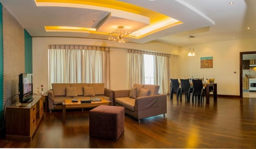 Three Bedroom Apartment Near Business Bay Metro 12 Luxury Bookings