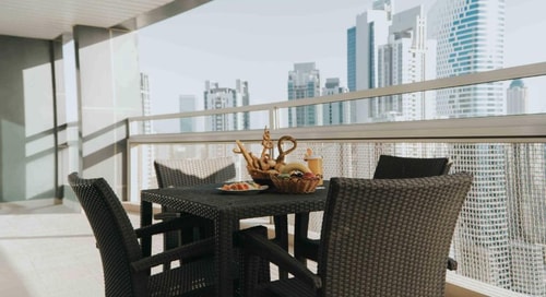Three Bedroom Apartment Near Business Bay Metro 17 Luxury Bookings