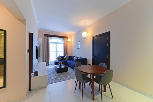 New Executive one Bedroom Suite Near Mashreq Metro 5 Luxury Bookings