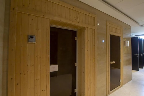 Deluxe King or Twin Room Near Mashreq Metro 15 Luxury Bookings