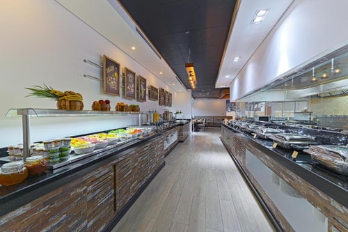 Deluxe King or Twin Room Near Mashreq Metro 13 Luxury Bookings