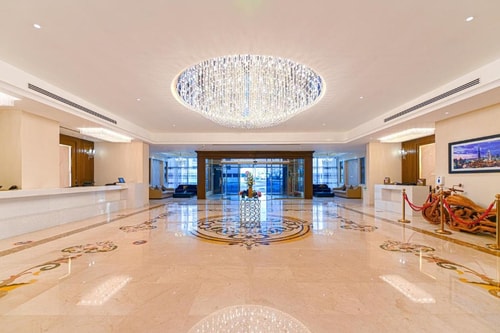Deluxe Room Near Mashreq Metro 14 Luxury Bookings