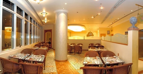 Standard Room Near LULU Express 5 Luxury Bookings
