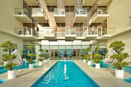 Luxury Deluxe Room In Palm By Luxury Bookings 8 Luxury Bookings