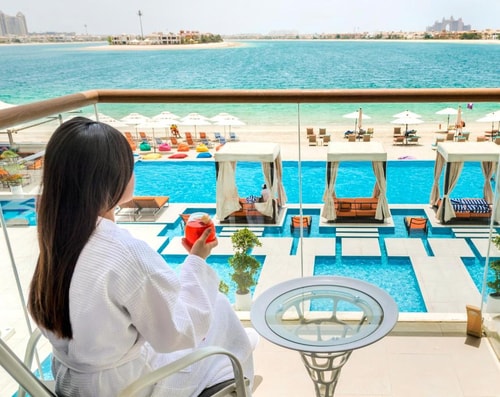 Luxury Deluxe Room In Palm By Luxury Bookings 9 Luxury Bookings