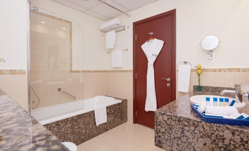 Bright Two Bedroom Apartment Near By JBR Beach 9 Luxury Bookings