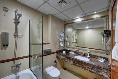 Superior King Or Twin Room Near Insurance Market 5 Luxury Bookings