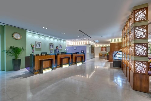 Studio King or Twin Near Al Maya Supermarket 14 Luxury Bookings