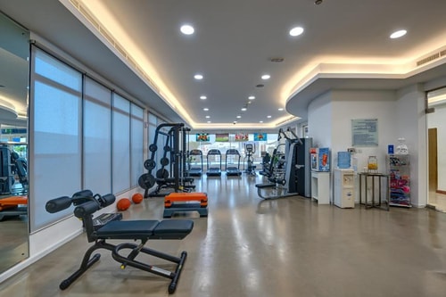 One Bedroom Apartment Near Al Maya Supermart 11 Luxury Bookings