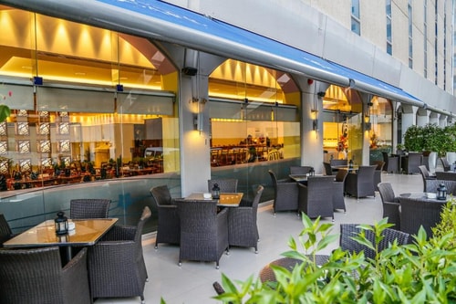 Two Bedroom Apartment Near Al Maya Supermarket 4 Luxury Bookings