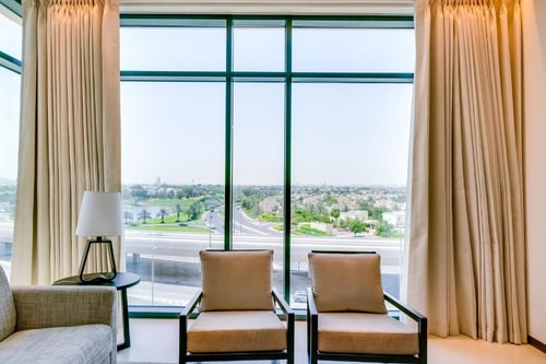 One Bedroom Apartment Near Emirates Golf Club 6 Luxury Bookings