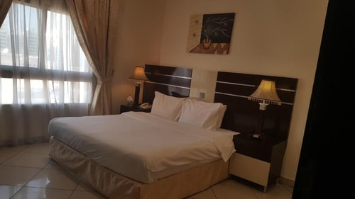 One Bedroom Apartment Near Al Shafar building 1 0 Luxury Bookings