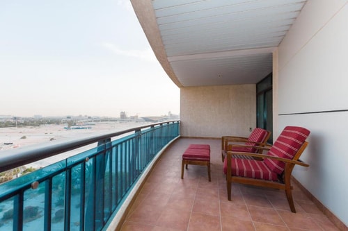 One Bedroom Apartment Near Rotana Al Jaddaf Hotel 8 Luxury Bookings