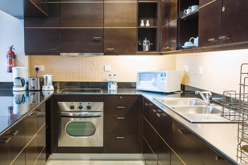 One Bedroom Apartment Near Rotana Al Jaddaf Hotel 11 Luxury Bookings