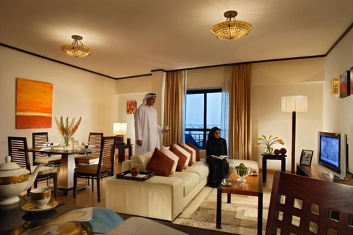 Two Bedroom Apartment Near Rotana Al Jaddaf Hotel 2 Luxury Bookings