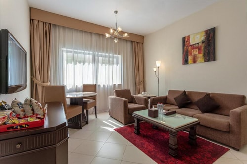 Two Bedroom Apartment Near by Mashreq Metro Ab 4 Luxury Bookings