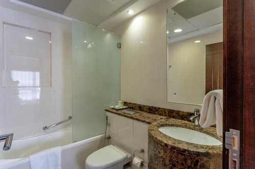 Two Bedroom Apartment Near by Mashreq Metro Ab 10 Luxury Bookings