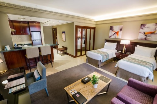Two Bedroom Suite Near Deira City Centre Metro 3 Luxury Bookings