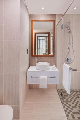 Two Bedroom Suite Near Al Maktoum Airport 5 Luxury Bookings