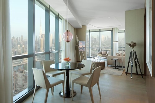 Charleston Suite Room Near Damac Royal Business. 2 Luxury Bookings