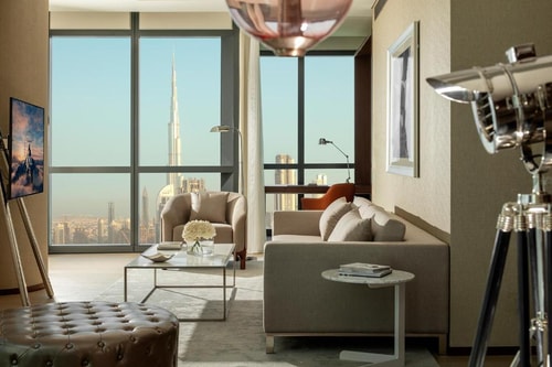 Charleston Suite Room Near Damac Royal Business. 4 Luxury Bookings