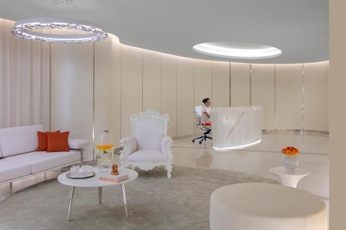 Charleston Suite Room Near Damac Royal Business. 16 Luxury Bookings