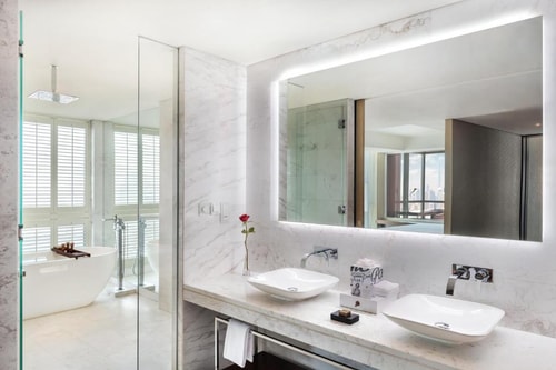 Luxury Suite Room Near Damac Royal Business bay. 21 Luxury Bookings
