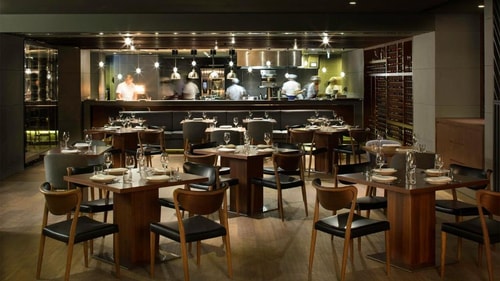 Classic Room Near Sadaf Building Jumeirah Beach 7 Luxury Bookings