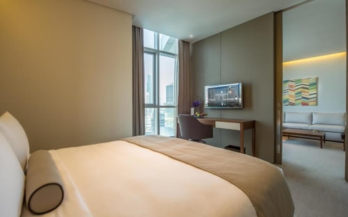 One Bedroom Residence Near Sadaf Building 2 Luxury Bookings