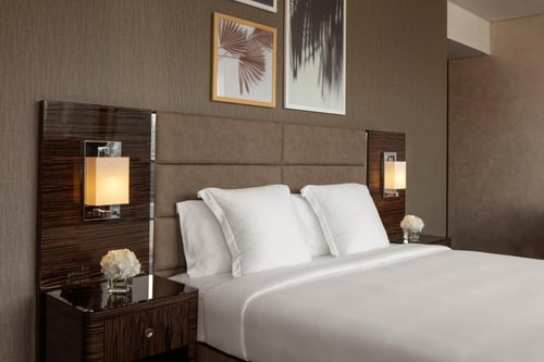 Standard Room With Balcony Near Mayfair Tower 0 Luxury Bookings
