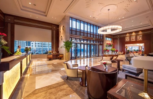 Deluxe King Suite Near Escan Tower Dubai Marina 13 Luxury Bookings